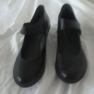 Size 8 Danskin wedge Mary Janes